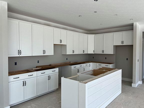Belleville F kitchen