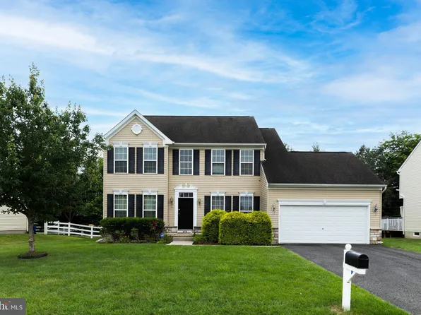 472 Willowwood Dr, Smyrna, DE 19977