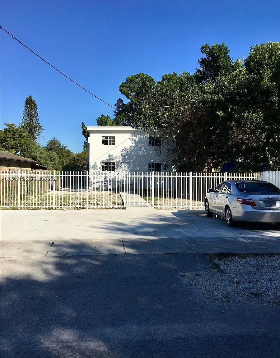 Ridgeway — Photo 2