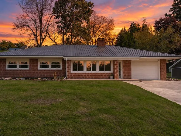 93 McHenry Rd, Indiana, PA 15701