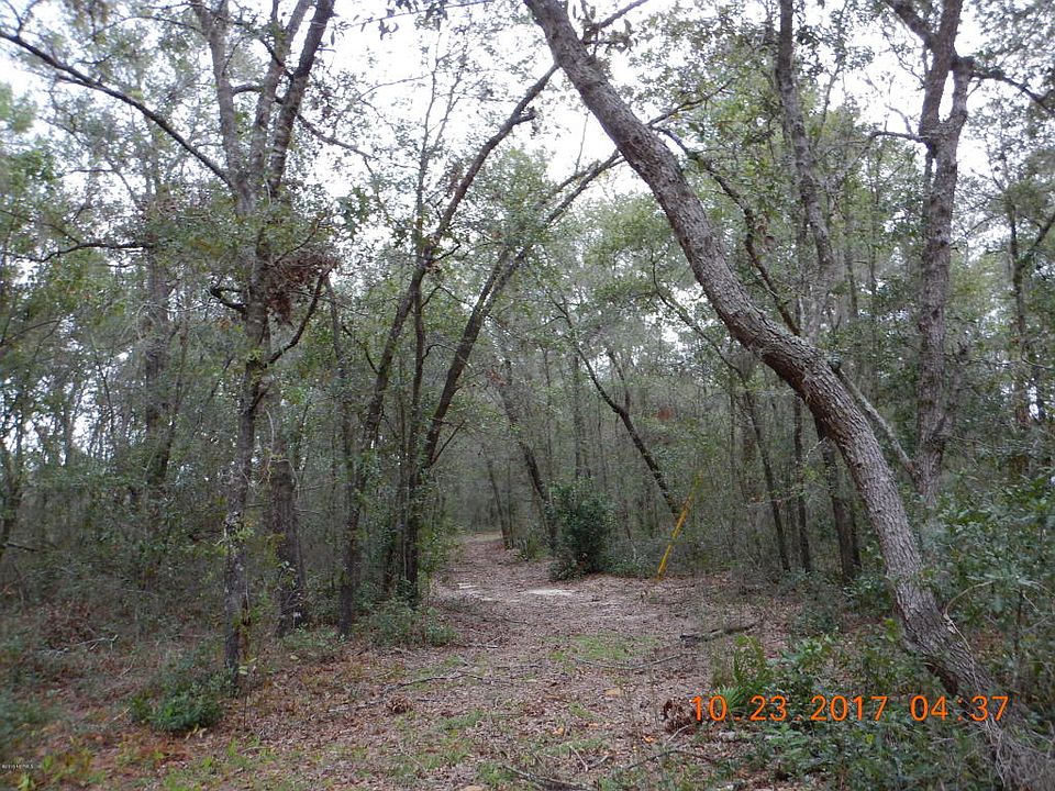 1st image of 136 Lakewood Dr