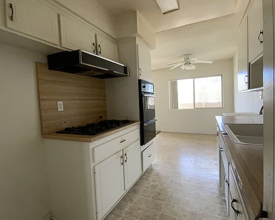 3rd image of 6342 Morse Ave APT 208