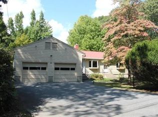 17 Volunteer Way, Lexington, MA 02420