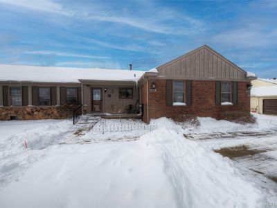 9870 Cambridge Ct #121-2, South Lyon, MI, 48178
