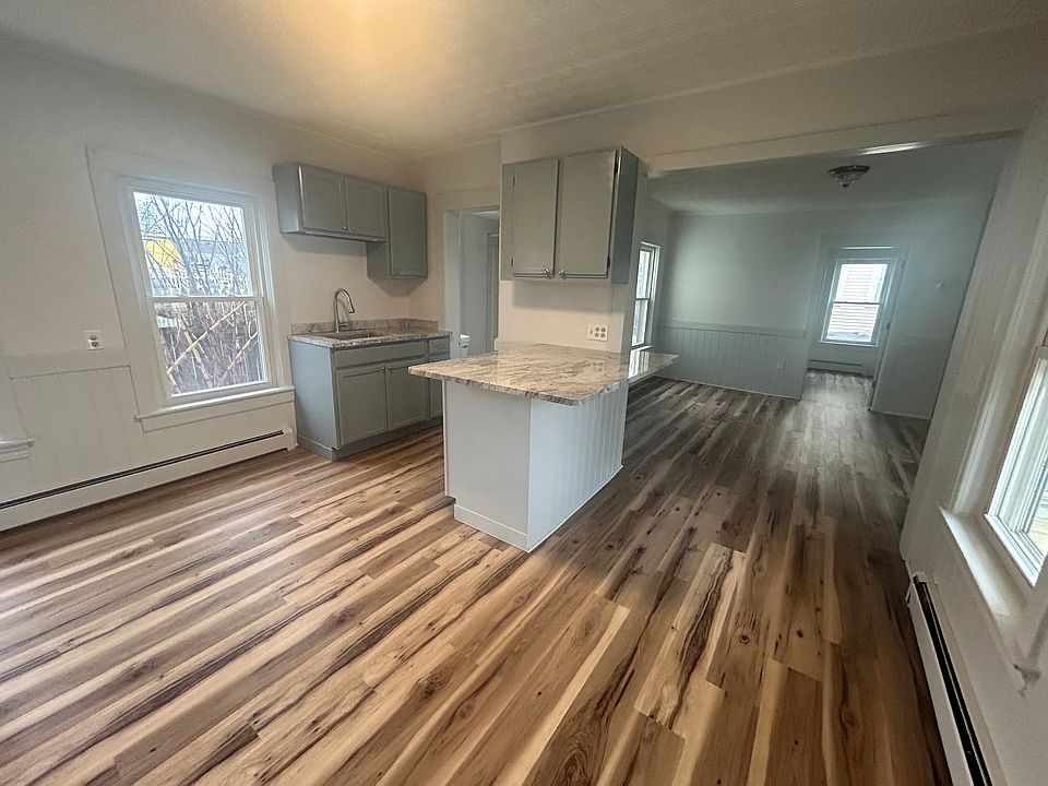 1st image of 40-44 Cottage St #1