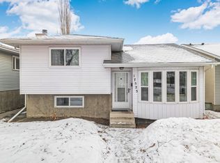 17523 95th St NW, Edmonton, AB T5Z 2C2