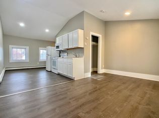 820 S Minnesota Ave #4, Saint Peter, MN 56082