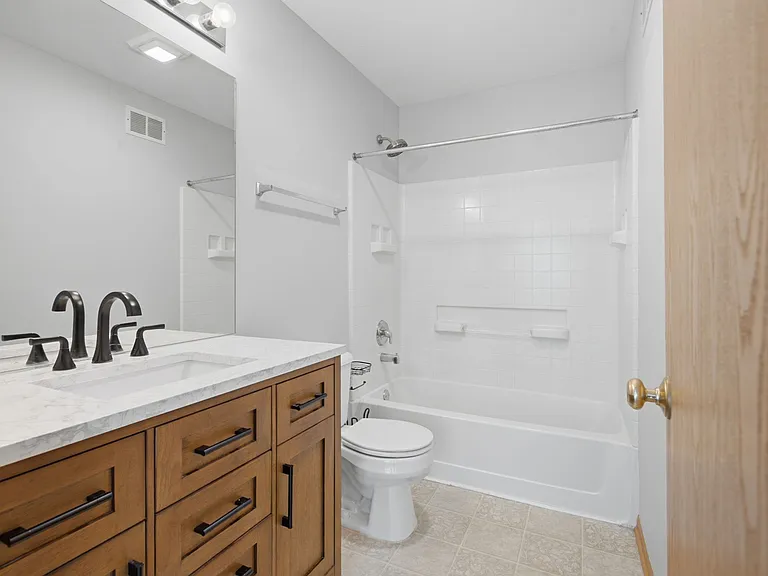 1758 Edith Ln — Photo 19