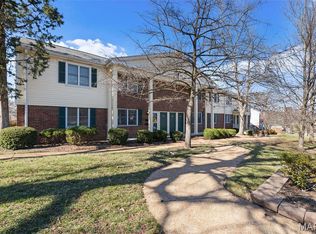 1773 High School Dr, Saint Louis, MO 63144