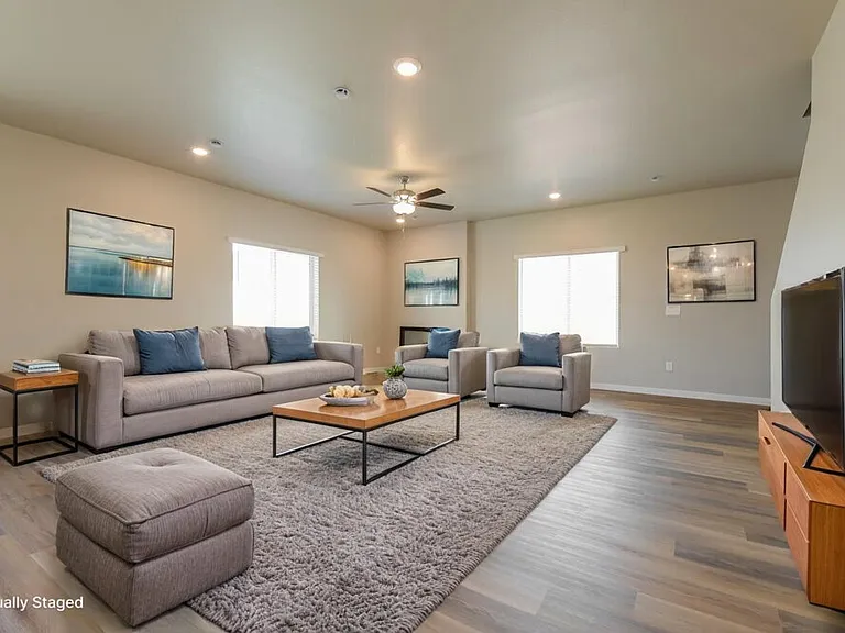 7405 Crystal Ave — Photo 6