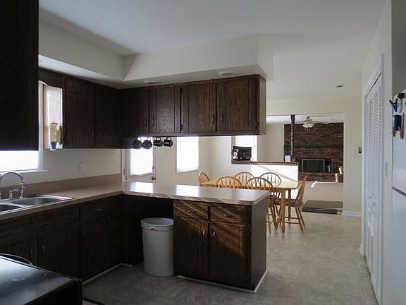 5th image of 20709 W Mary Dr