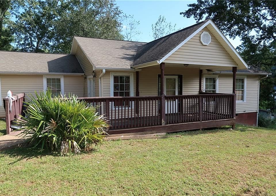 1st image of 1805 Tulip Dr