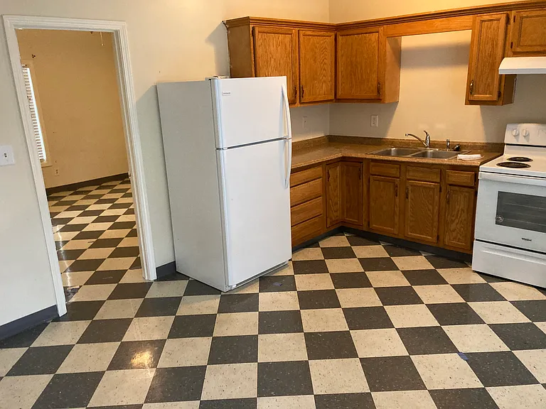 705 M St #1 — Photo 7