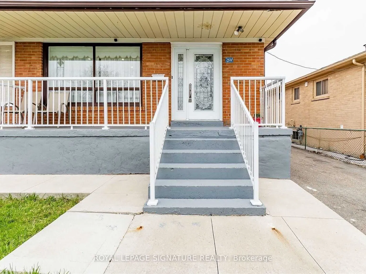 3 bed, $2,995 — Photo 2