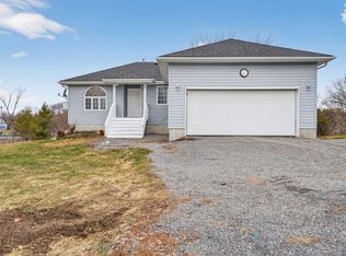 3081 Barnaby Ct, Kingston, ON K0H 2N0