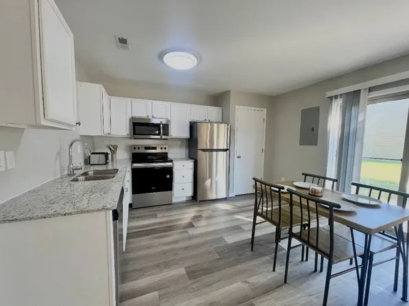 Cross Creek Villas