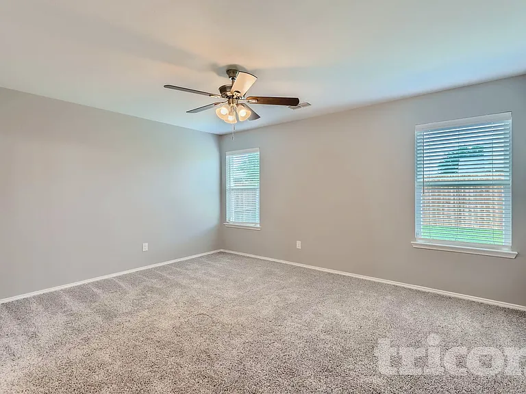 126 Spring Creek Ln — Photo 17