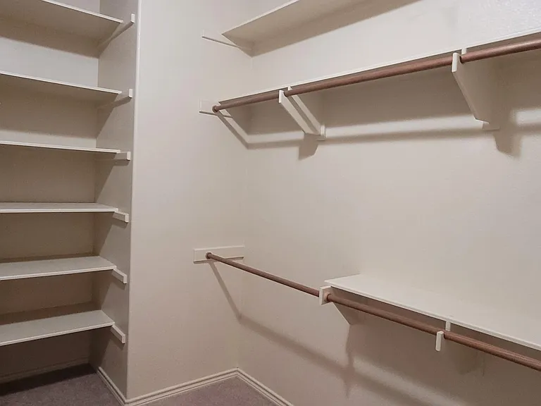 202 Crosswind Dr — Photo 17