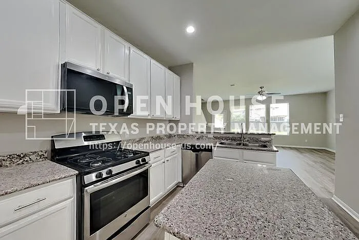 15214 Taos Creek Ct — Photo 5