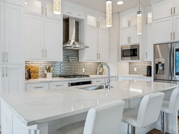 4522 Deere St APT 102, Dallas, TX 75204