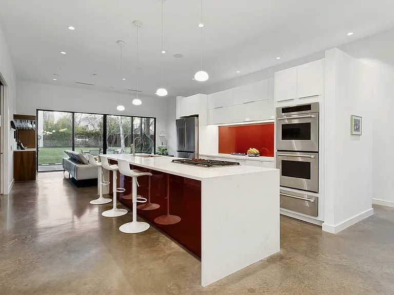 5343 Bonita Ave — Photo 9