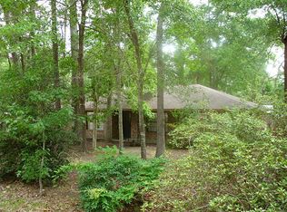 290 Maple Ln, New Caney, TX 77357