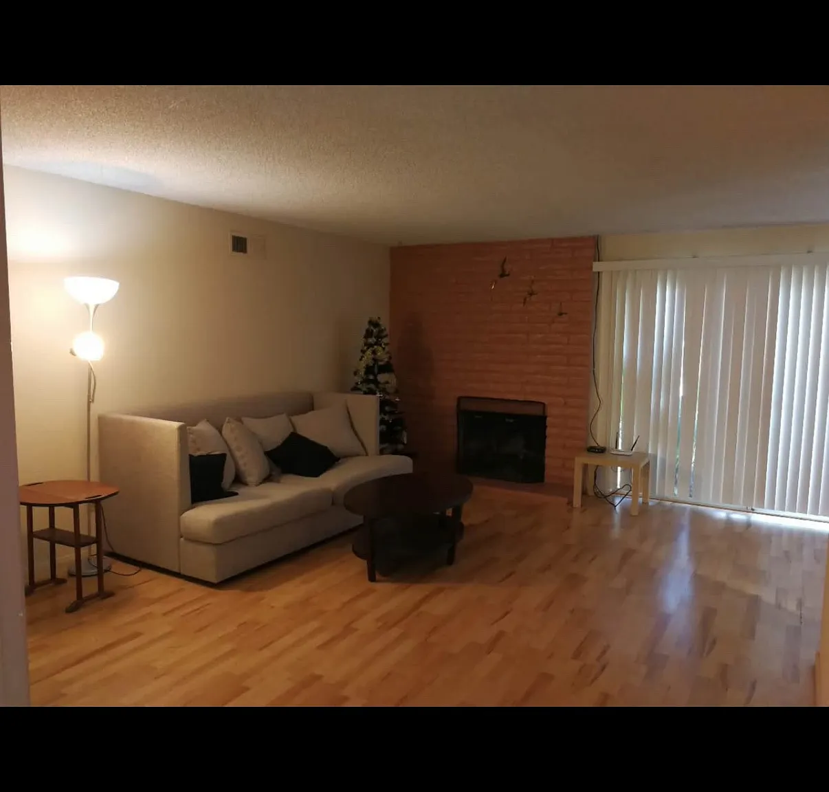 5 bed, 1825 sqft, $685 — Photo 4