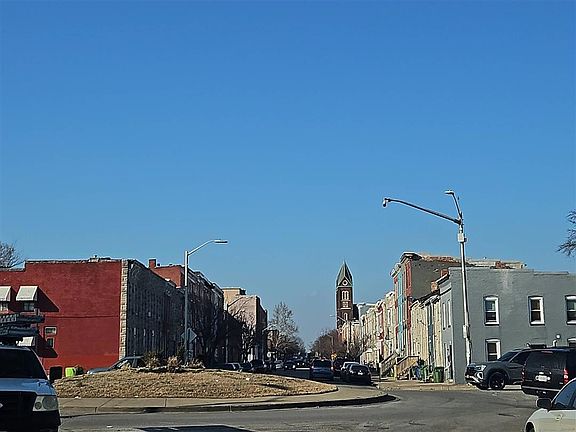 4th image of 1710 Cole St