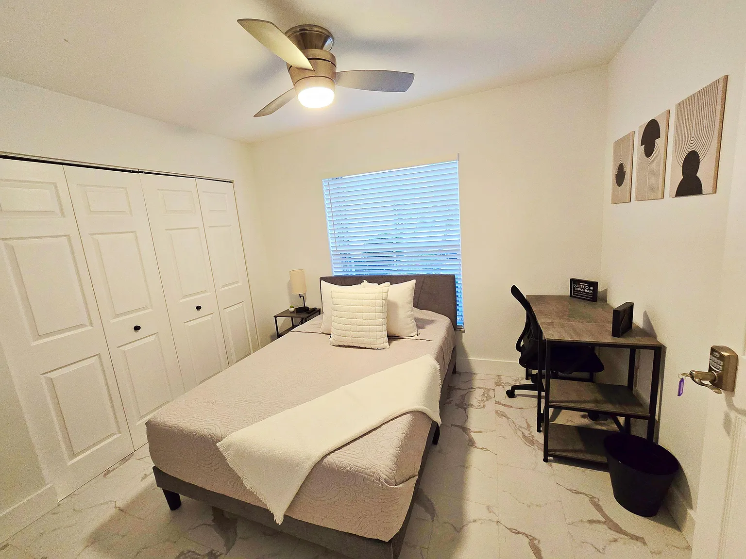 4 bed, 2.0 bath, 1402 sqft, $1,473 — Photo 2