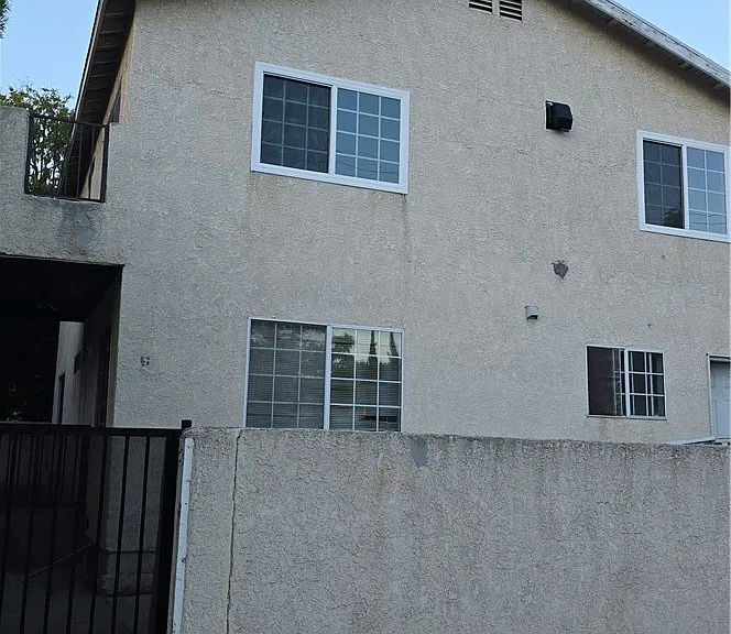 5803 Troost Ave — Photo 1