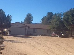 5729 Smoketree Rd, Phelan, CA 92371