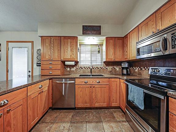 4th image of 4121 N 8th Street Cir