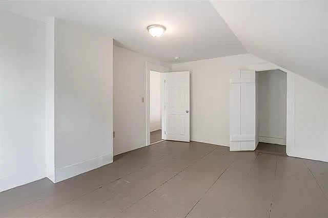 2 bed, 960 sqft, $2,350 — Photo 2