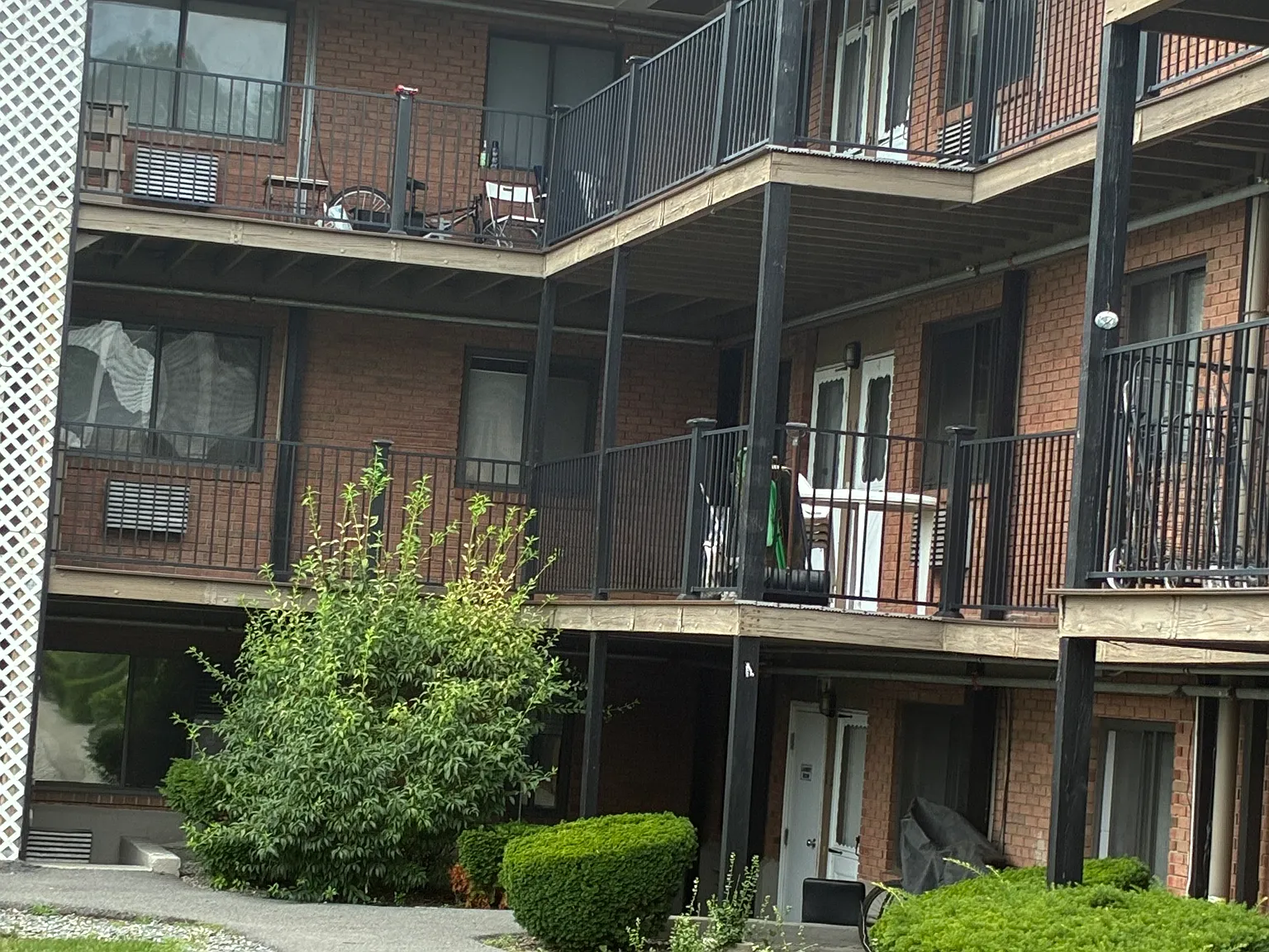 1 bed, 607 sqft, $1,925 — Photo 3