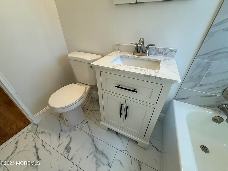 58 Stonehurst Blvd #D — Photo 15