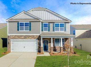 2143 Vanderlyn St, Monroe, NC 28112