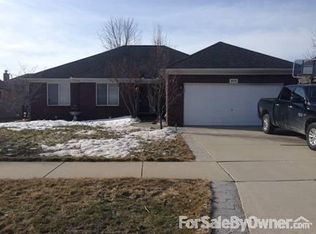 36534 Maple Leaf Dr, New Baltimore, MI