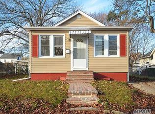 311 Rutland Rd, Freeport, NY 11520