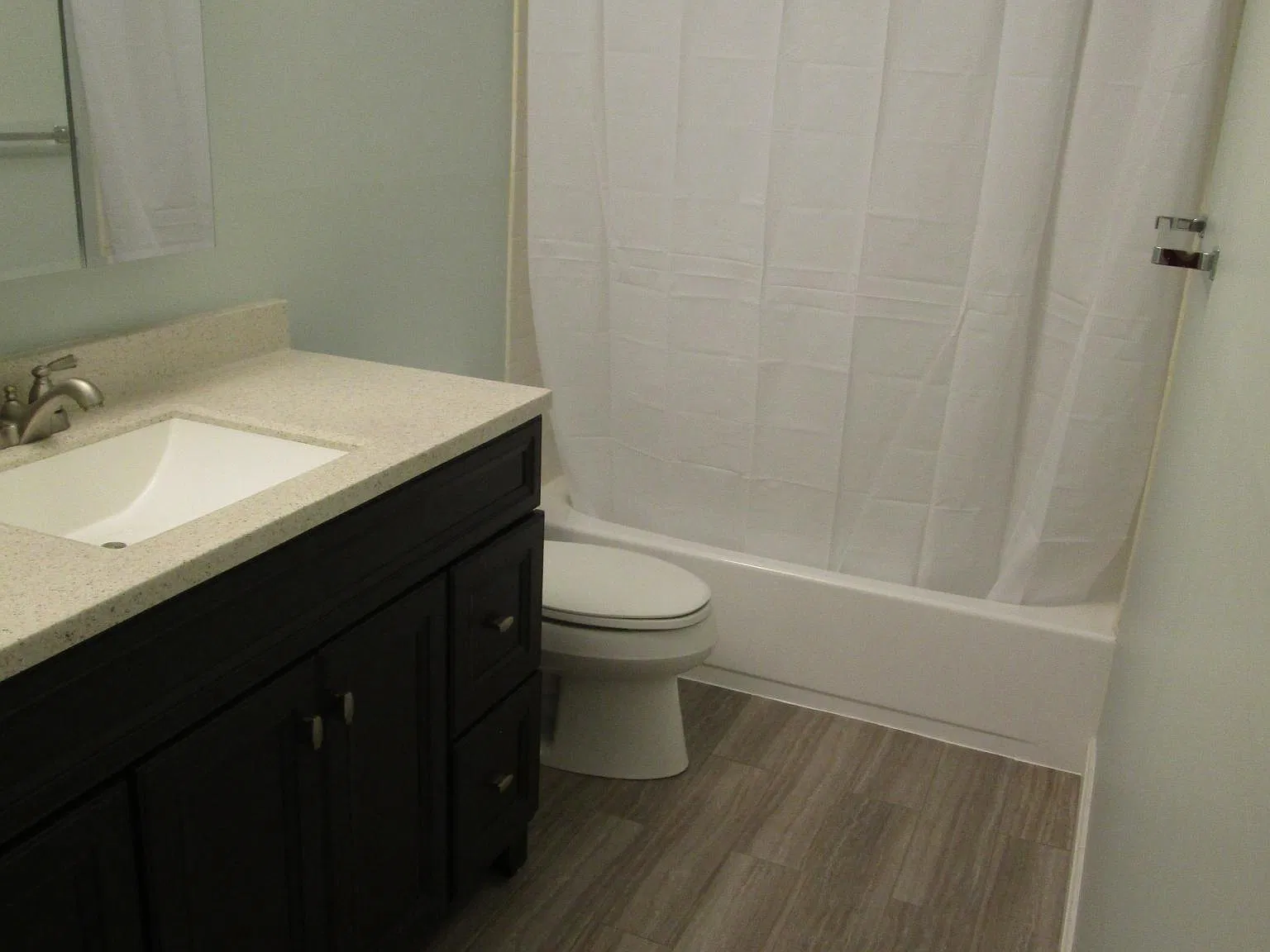 1 bed, 778 sqft, $1,950 — Photo 4