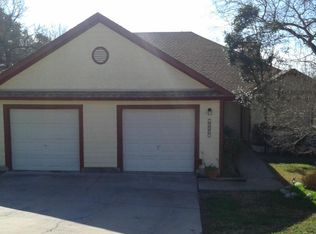 422 Sailmaster St, Lakeway, TX 78734