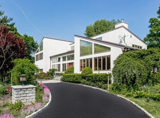 11 Thomas St, Scarsdale, NY 10583