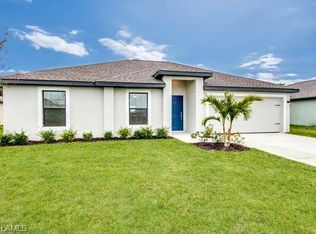 2608 Santa Barbara Blvd N, Cape Coral, FL 33993