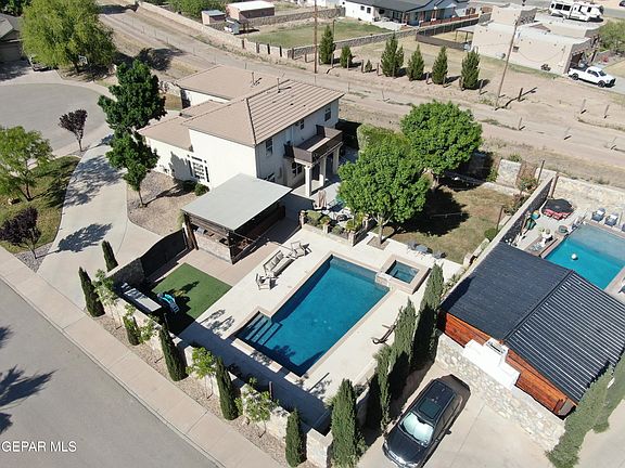 4th image of 6004 Valle Espanola Ln