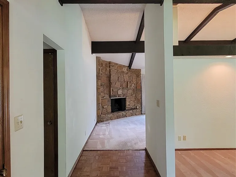 4027 E 82nd Pl — Photo 8