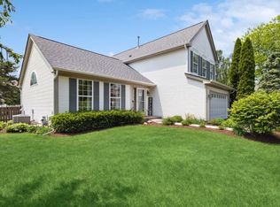 6203 Formoor Ln, Gurnee, IL 60031