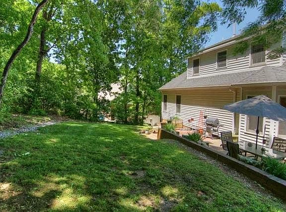 4th image of 419 Saint Francis Ave