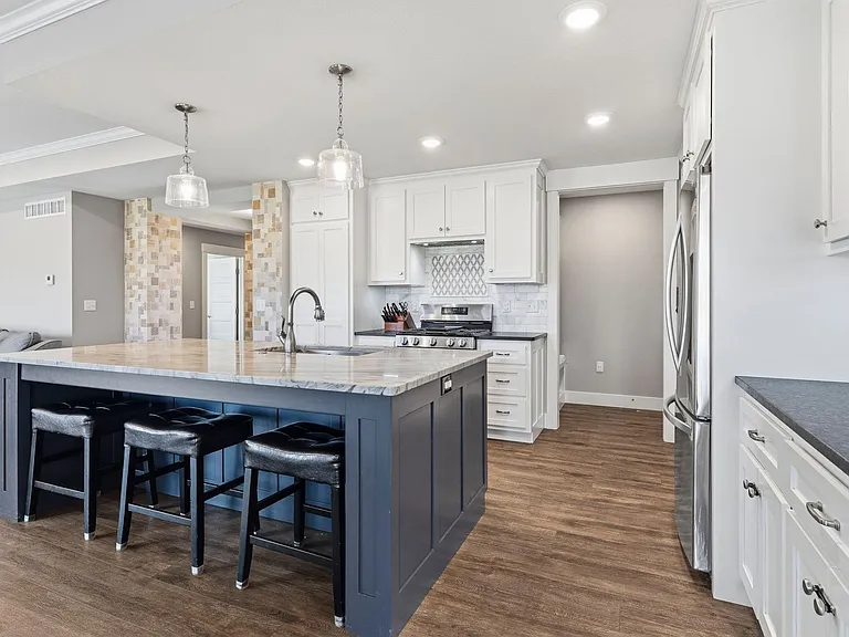 8849 Moonbug Ln — Photo 16
