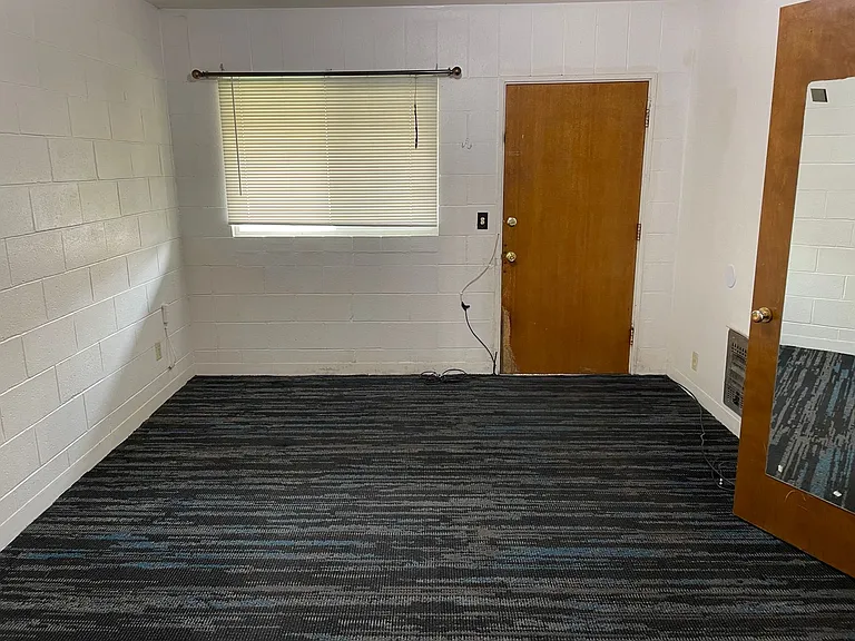 42 G St SW — Photo 3