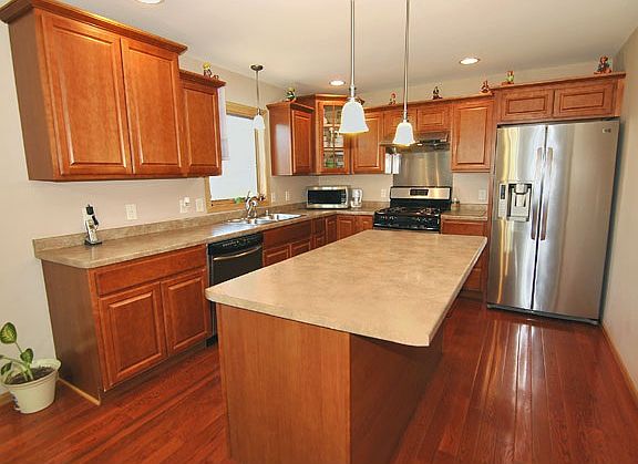 2nd image of 5168 Nannyberry Dr