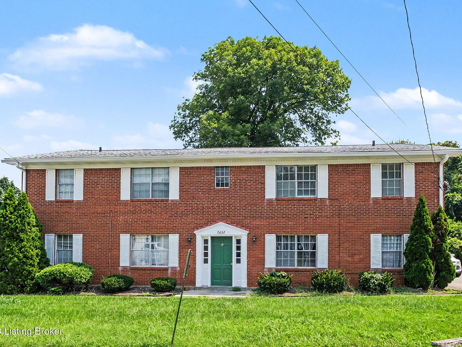 2 bed, 1.0 bath, 835 sqft, $950 — Photo 1